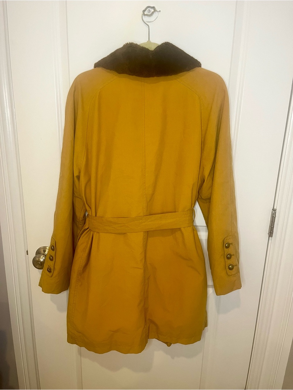 Vintage Burberry Women's Mustard Double-Breasted Trench Coat - size 8 (40) - Picture 5 of 13